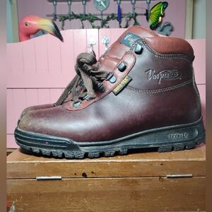 Vasque Men's Dark Brown 7.5 Skywalker Leather Hiking Boots